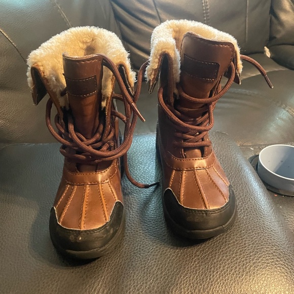 Kids Ugg boots - Picture 4 of 4